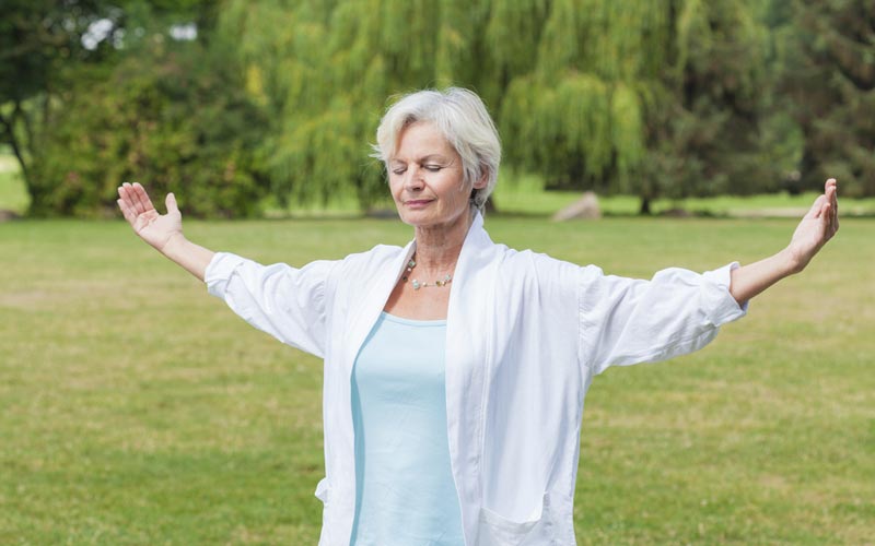 7 Benefits of Acupuncture for Seniors